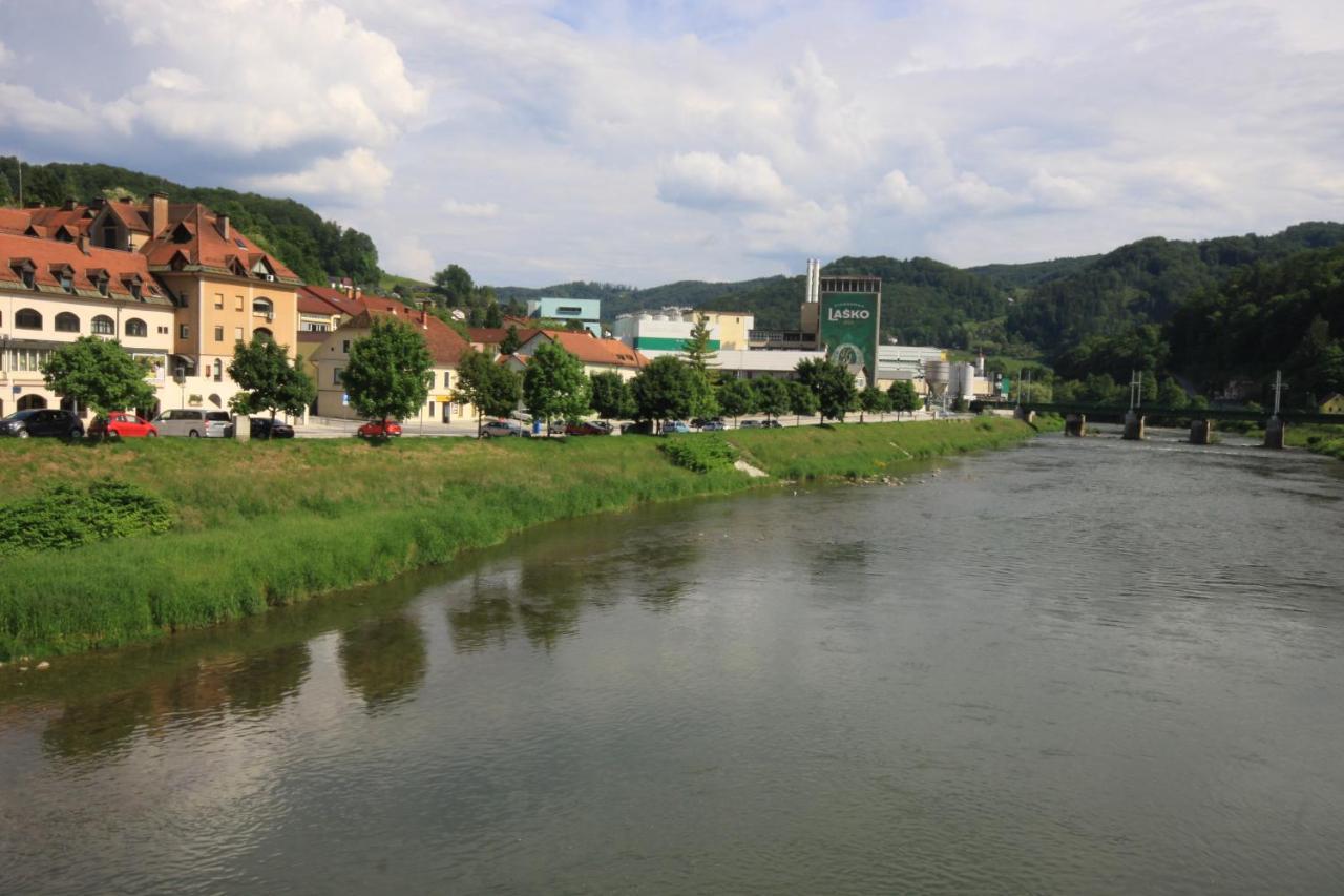 Na Kopitarjevi Hotel Lasko Luaran gambar
